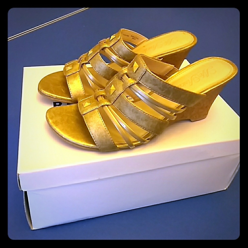 Lifestride sandle